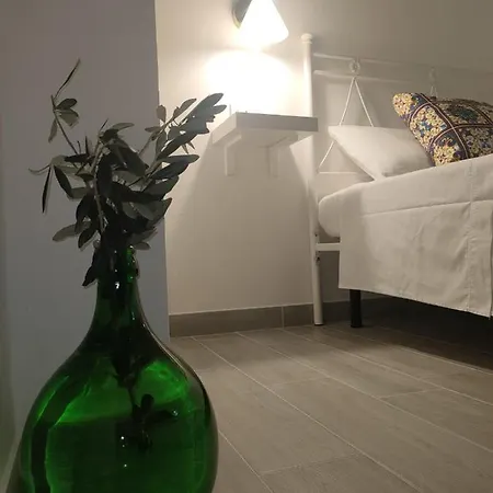 Oltre La Vite Selva Di Fasano